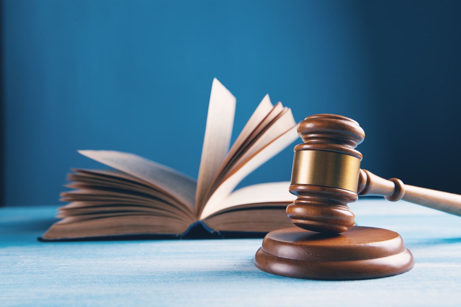 Navigating Legal Challenges: Strategies for Success
